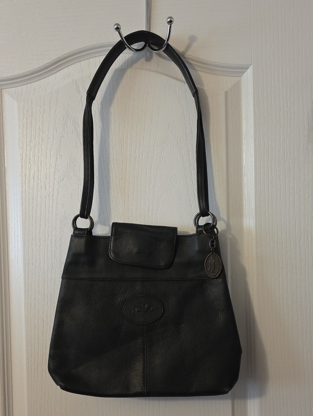 VINTAGE AMERICAN ANGEL BLACK LEATHER SHOULDER BAG - CLASSIC WOMEN"S TOTE